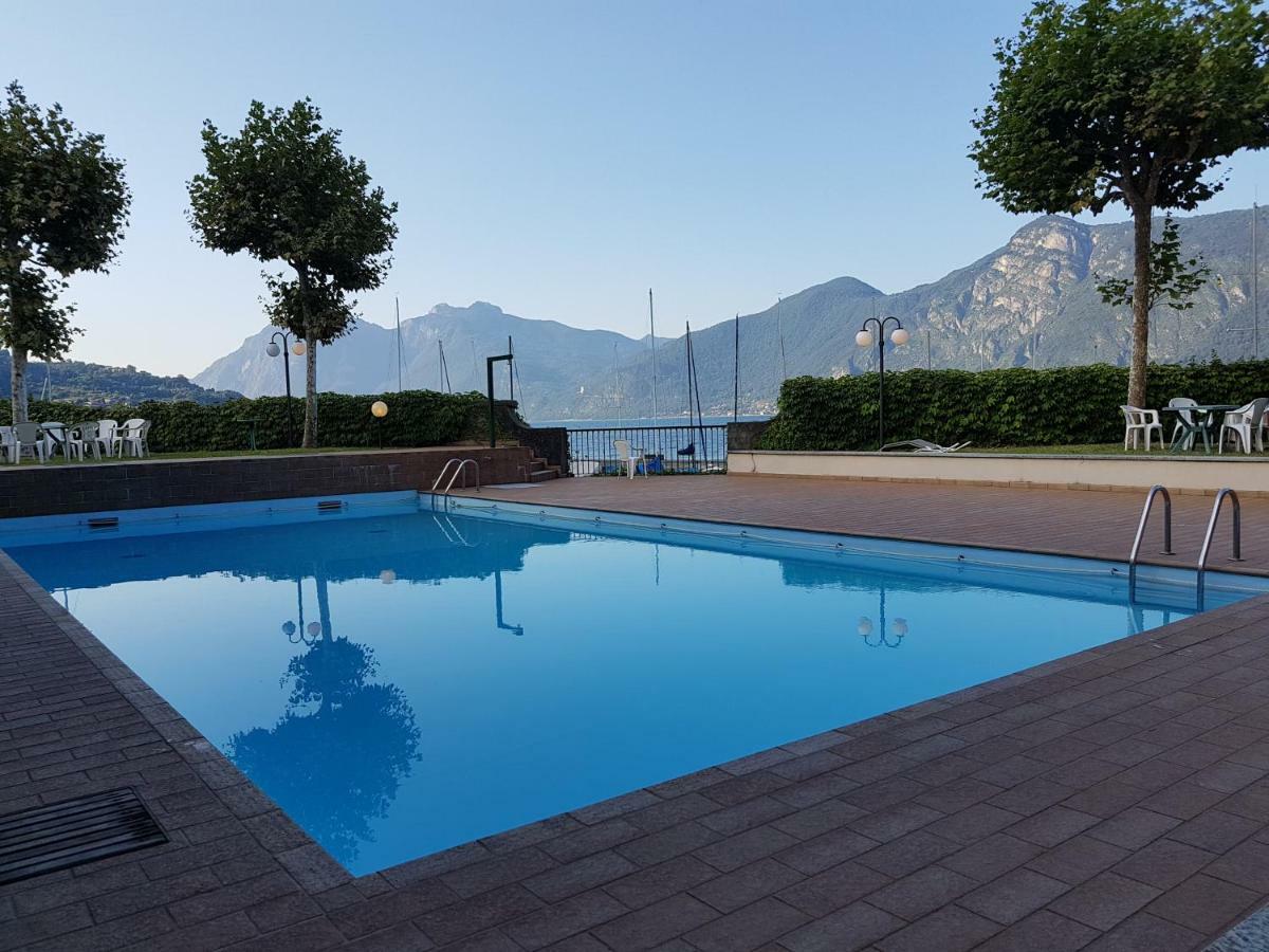 Foresteria Lombarda La Spiaggia Lierna Exteriör bild