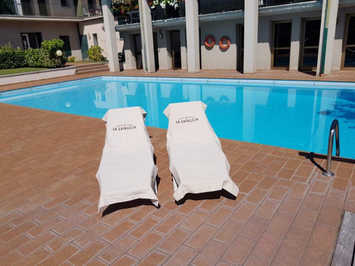 Foresteria Lombarda La Spiaggia Lierna Exteriör bild